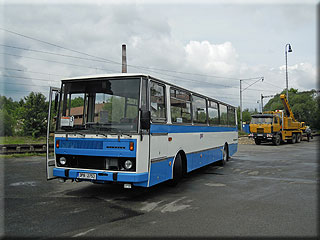 Historický autobus KAROSA C 734.03 při výkonu
