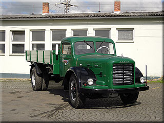 Nákladní automobil ŠKODA 706 R