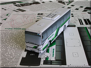 Papírový model autobusu Crossway v barvách naší společnosti